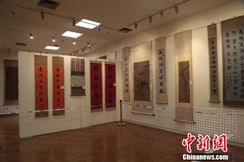 古今书画鉴赏暨田原作品展开幕 齐白石等名家作品亮相(图2)