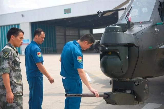 武直-10搭载机炮来头不小 可随动于头盔瞄准器 武直-10搭载机炮来头不小 可随动于头盔瞄准器
