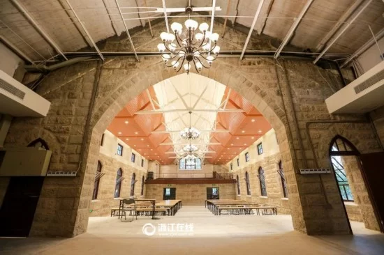 组图：浙大礼堂超赞 媲美哈利波特魔法学校(图1)