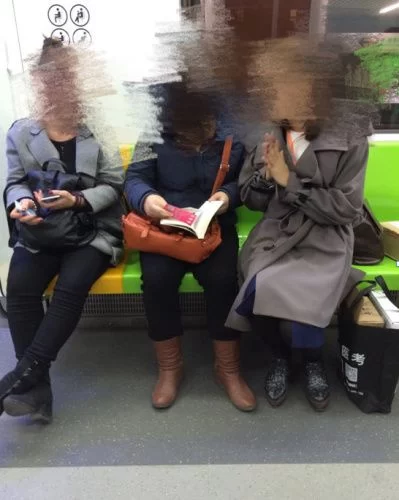 “丢书大作战”上午爆圈 生鲜电商下午送“书签”(图1) “丢书大作战”上午爆圈 生鲜电商下午送“书签”(图1)
