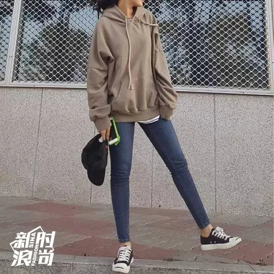 全智贤美人鱼同款鞋上线 深扒那些被韩剧捧红的鞋(图25) 韩范儿开口笑街拍