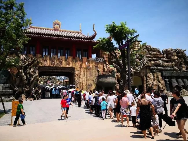 中国·周原景区在周文化发祥地盛大开园(图4) 游客入园