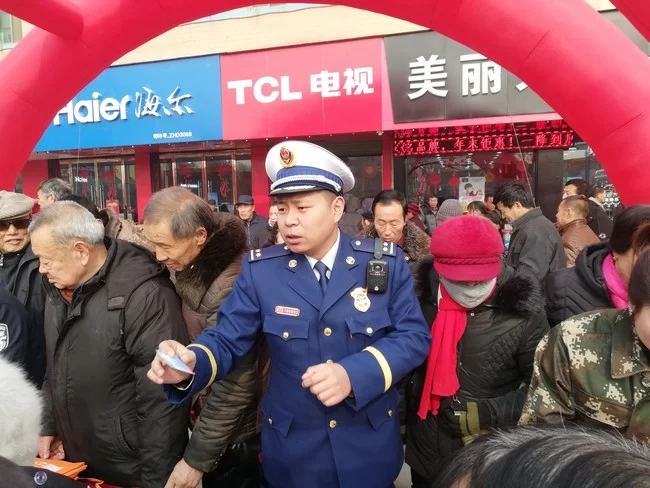 陕西米脂消防大队借&ldquo;110宣传活动&rdquo;契机，大力开展消防宣传活动