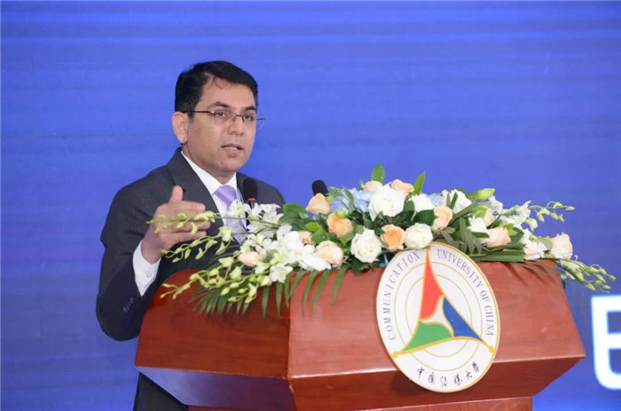 “人类命运共同体海外研究中心暨人类命运共同体国际学术联盟成立大会”在中国传媒大学举行(图8) “人类命运共同体海外研究中心暨人类命运共同体国际学术联盟成立大会”在中国传媒大学举行(图8)