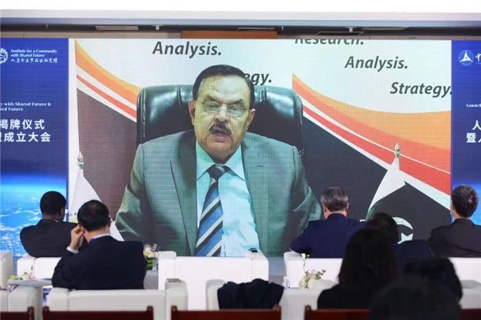 “人类命运共同体海外研究中心暨人类命运共同体国际学术联盟成立大会”在中国传媒大学举行(图25) “人类命运共同体海外研究中心暨人类命运共同体国际学术联盟成立大会”在中国传媒大学举行(图25)