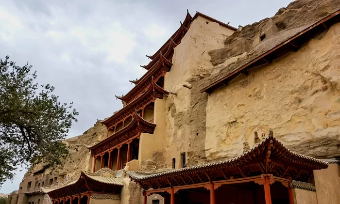 莫高窟里除了飞天还有啥?(图1) 莫高窟里除了飞天还有啥?(图1)