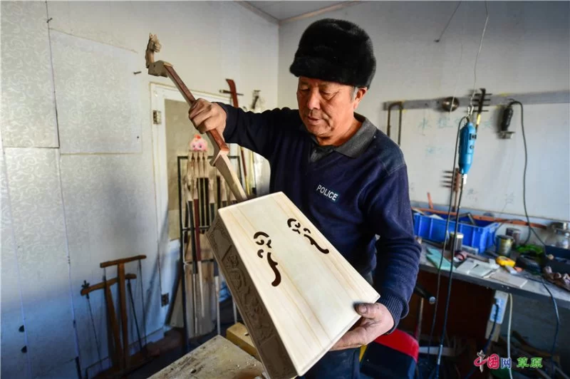 非遗工匠特西德力根:在守望传统文化中实现乡村振兴(图1) 非遗工匠特西德力根:在守望传统文化中实现乡村振兴(图1)