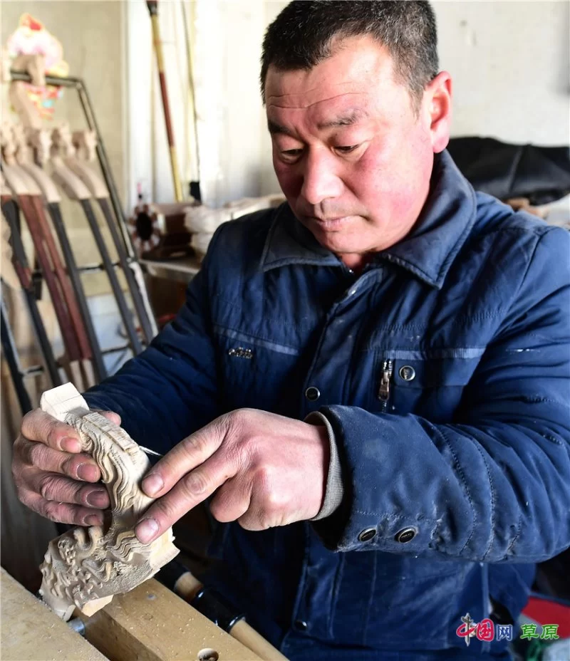 非遗工匠特西德力根:在守望传统文化中实现乡村振兴(图2) 非遗工匠特西德力根:在守望传统文化中实现乡村振兴(图2)