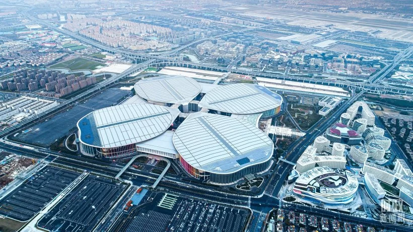 时政新闻眼丨习近平主席第10次发表新年贺词:“让明天的中国更美好”(图4) 时政新闻眼丨习近平主席第10次发表新年贺词:“让明天的中国更美好”(图4)