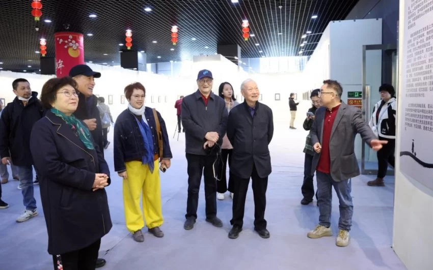 “老九漫画艺术40年·老九漫画展”在京举行(图6) “老九漫画艺术40年·老九漫画展”在京举行(图6)