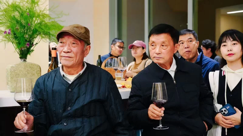 张仲安赴贺兰山麓学习德米特生物动力农法,探索酿造业可持续发展新路径(图3) 微信图片_20251013224246_140_15.jpg